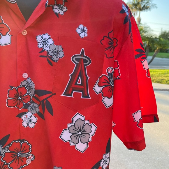 Los Angeles Angels Hawaiian Shirt - Picture 2 of 10